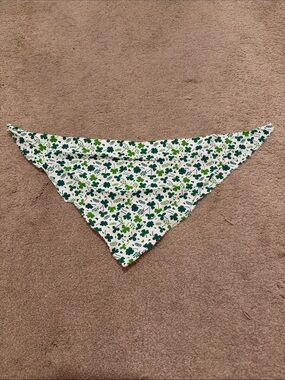 Green Clover Dog Bandana - Unbranded